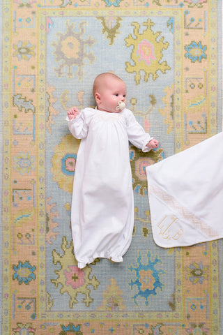 The Beaufort Bonnet Company Sweetly Smocked Greeting Gown (Unisex) - Worth Avenue White with Palmetto Pearl