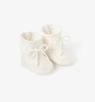 Elegant Baby White Garter Knit Baby Booties